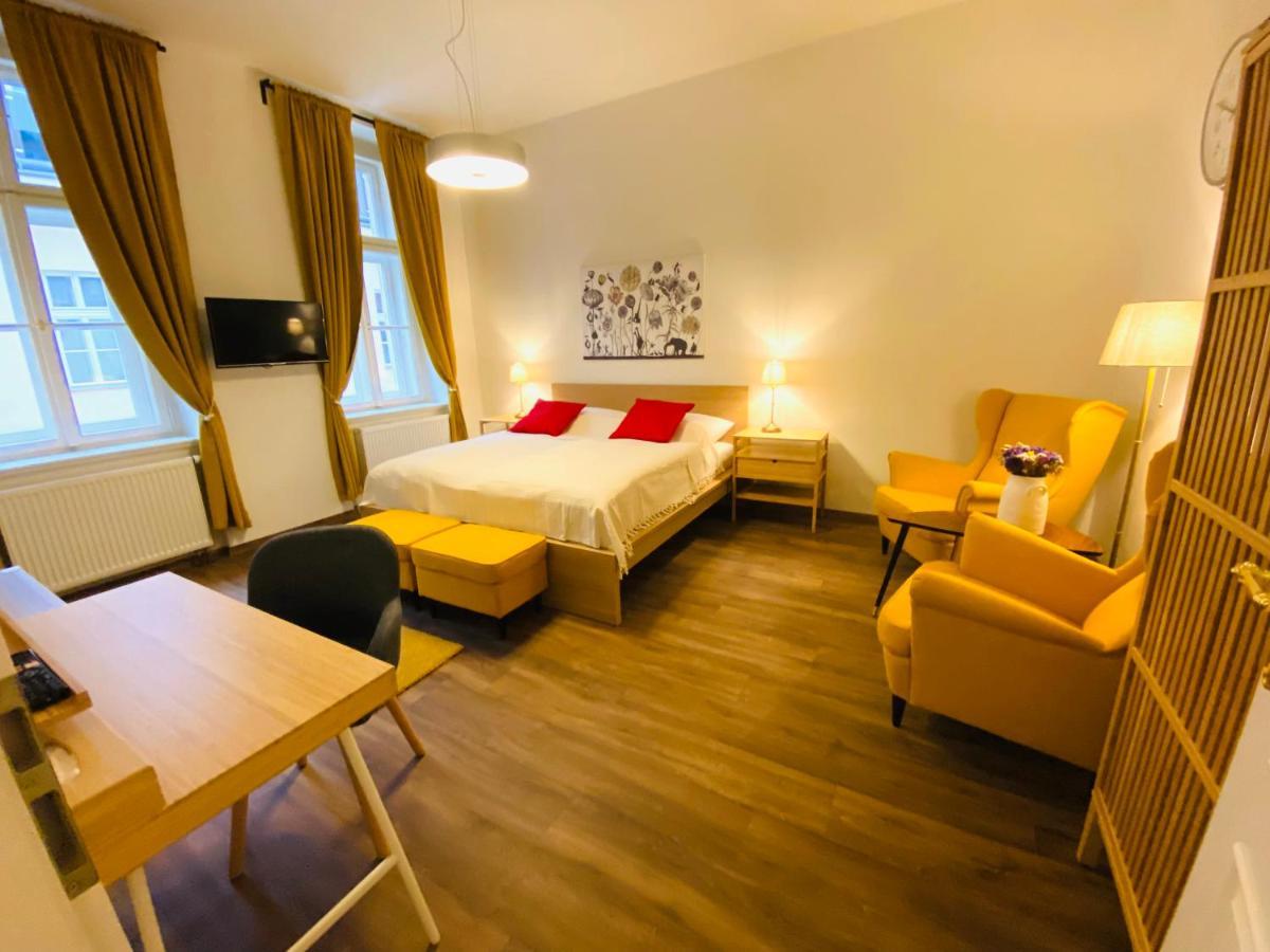 Unesco Prague Apartments Esterno foto