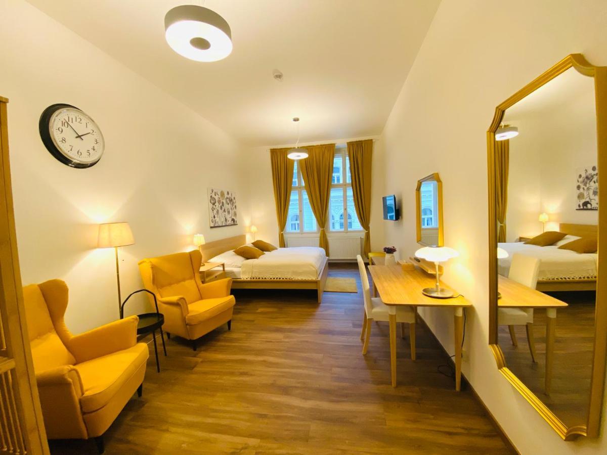 Unesco Prague Apartments Esterno foto